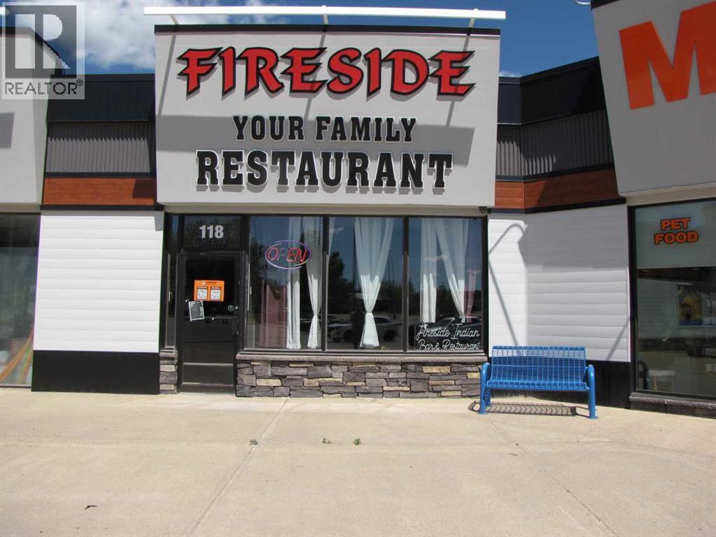 118, 4804 50 Street, Innisfail, Alberta