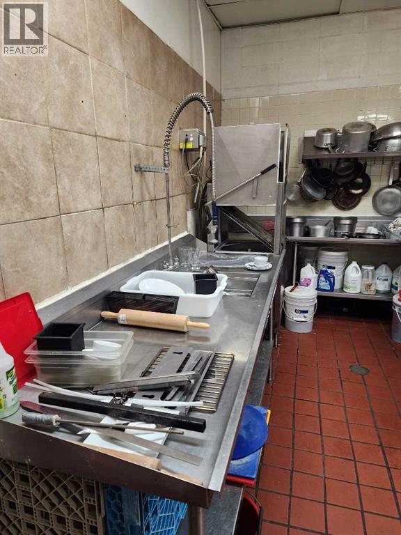 118, 4804 50 Street, Innisfail, Alberta  T4G 1N1 - Photo 37 - A2235648