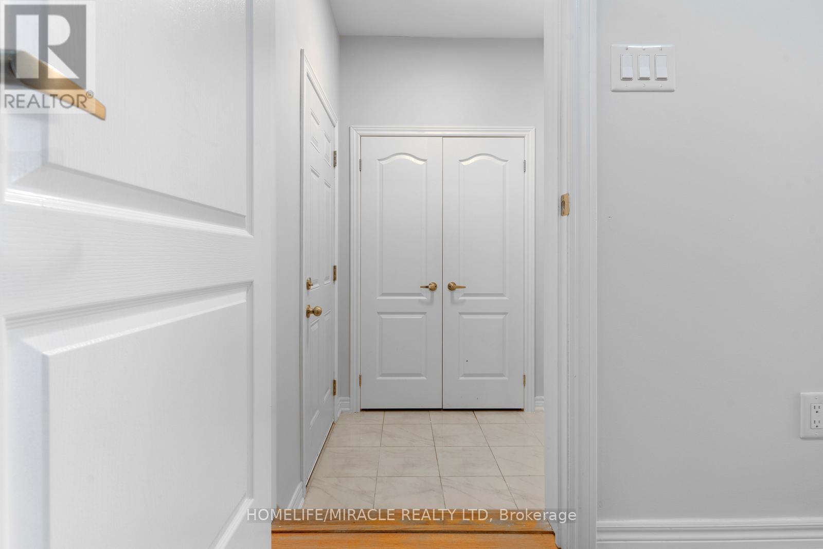 570 Linden Drive, Cambridge, Ontario  N3H 0C9 - Photo 6 - X12722450