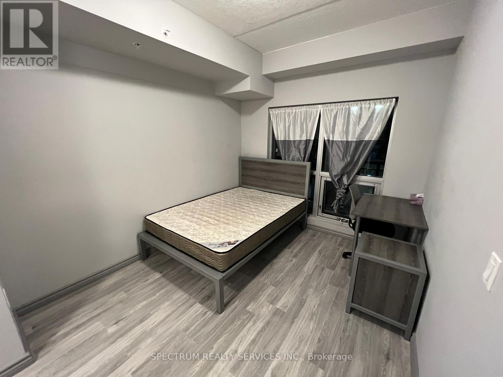 A-306 - 275 Larch Street, Waterloo, Ontario  N2L 3R2 - Photo 10 - X12722532