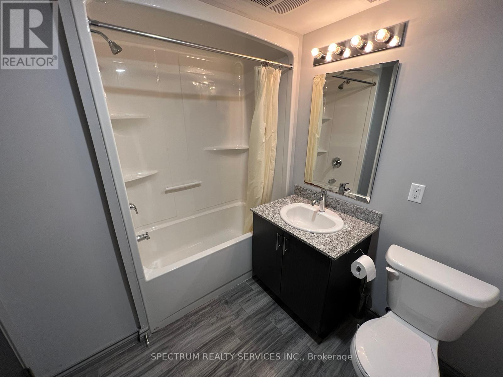 A-306 - 275 Larch Street, Waterloo, Ontario  N2L 3R2 - Photo 12 - X12722532