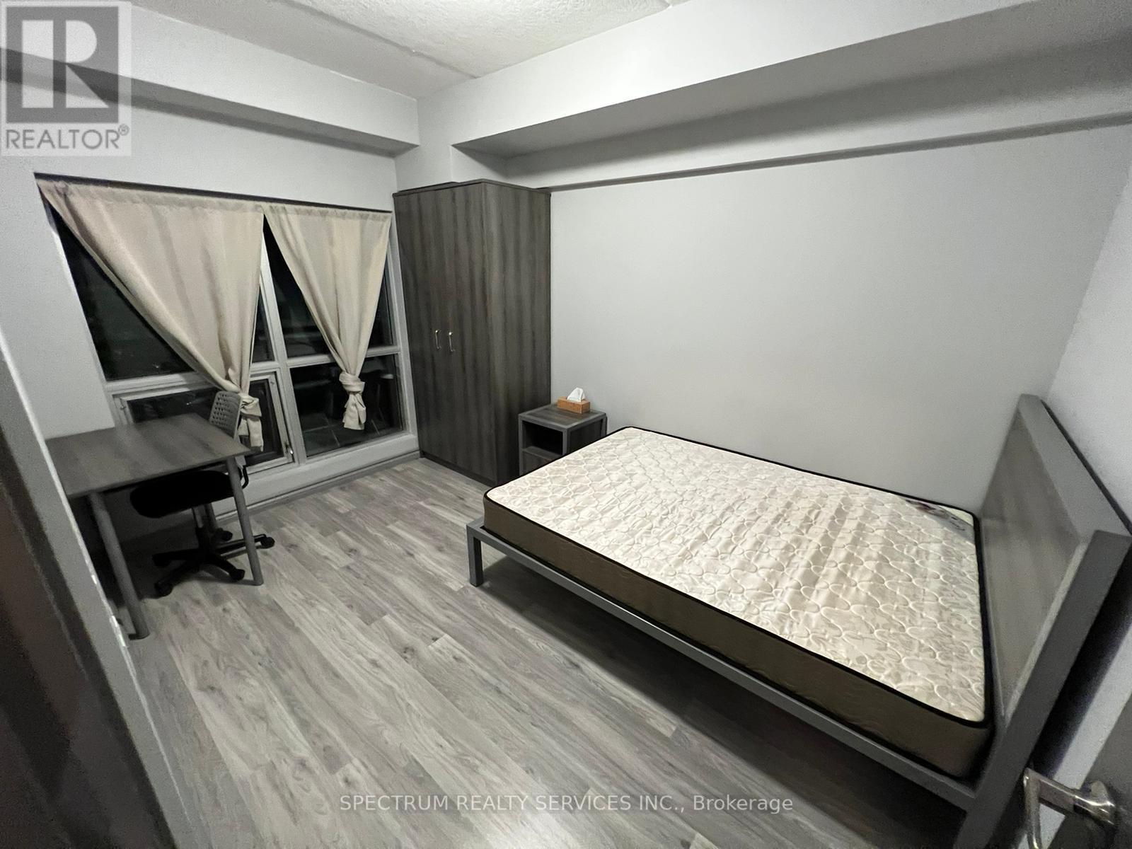 A-306 - 275 Larch Street, Waterloo, Ontario  N2L 3R2 - Photo 14 - X12722532