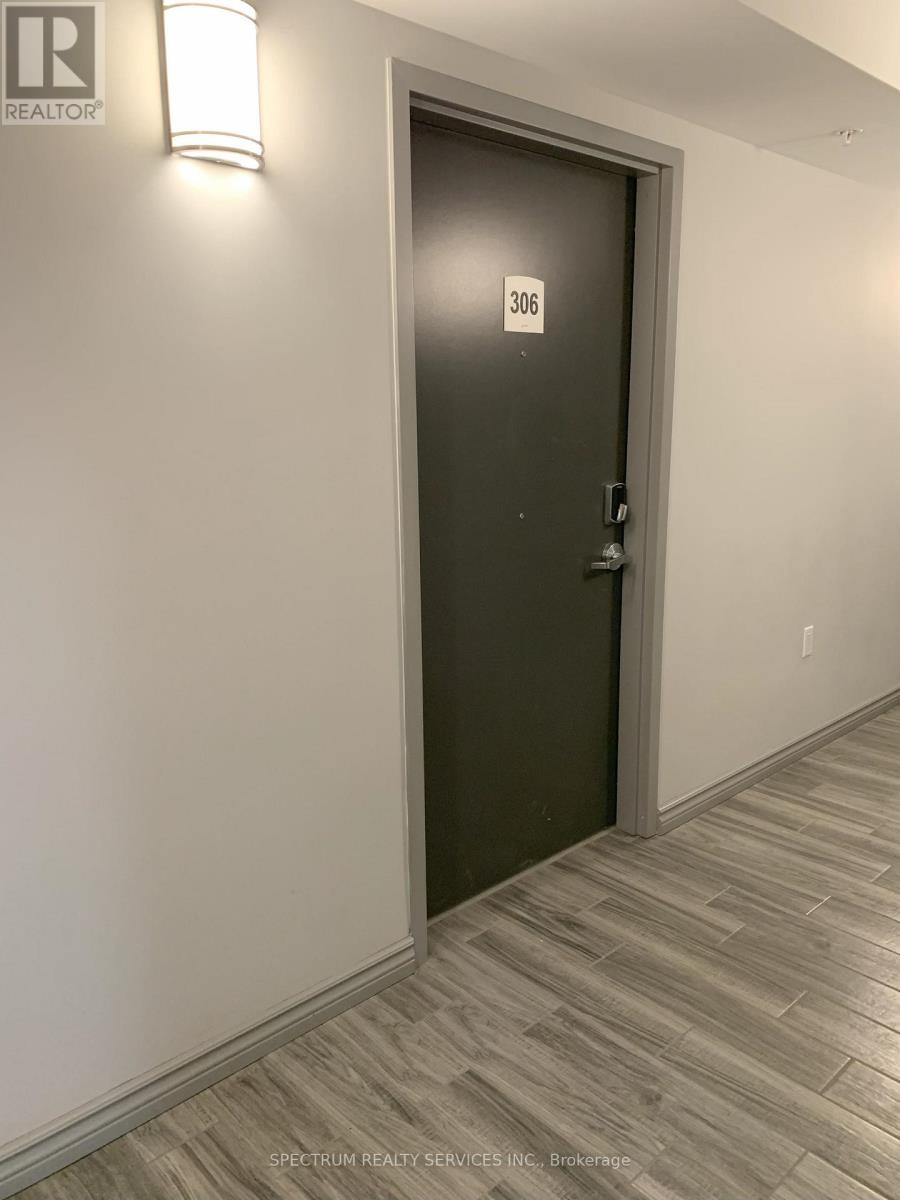 A-306 - 275 Larch Street, Waterloo, Ontario  N2L 3R2 - Photo 5 - X12722532