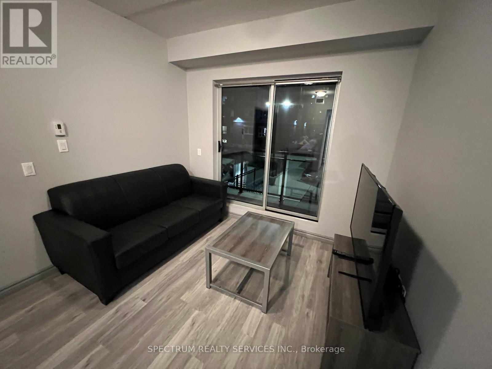 A-306 - 275 Larch Street, Waterloo, Ontario  N2L 3R2 - Photo 6 - X12722532