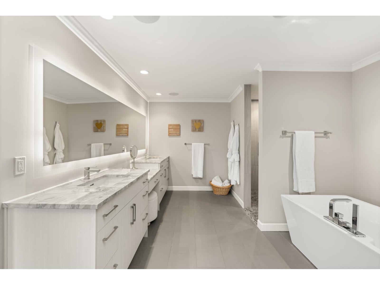 22015 40 Avenue, Langley, British Columbia  V2Z 1N7 - Photo 16 - R3081852