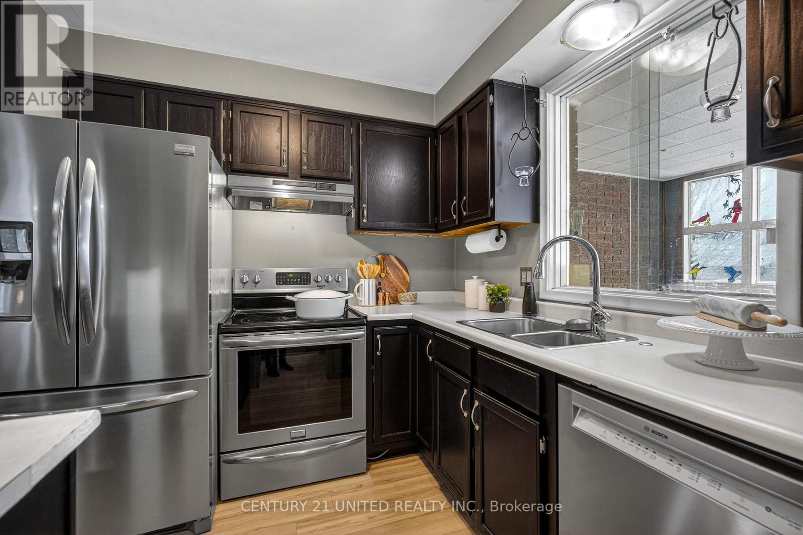 794 Foxe Street, Peterborough, Ontario  K9H 6Y7 - Photo 7 - X12722298