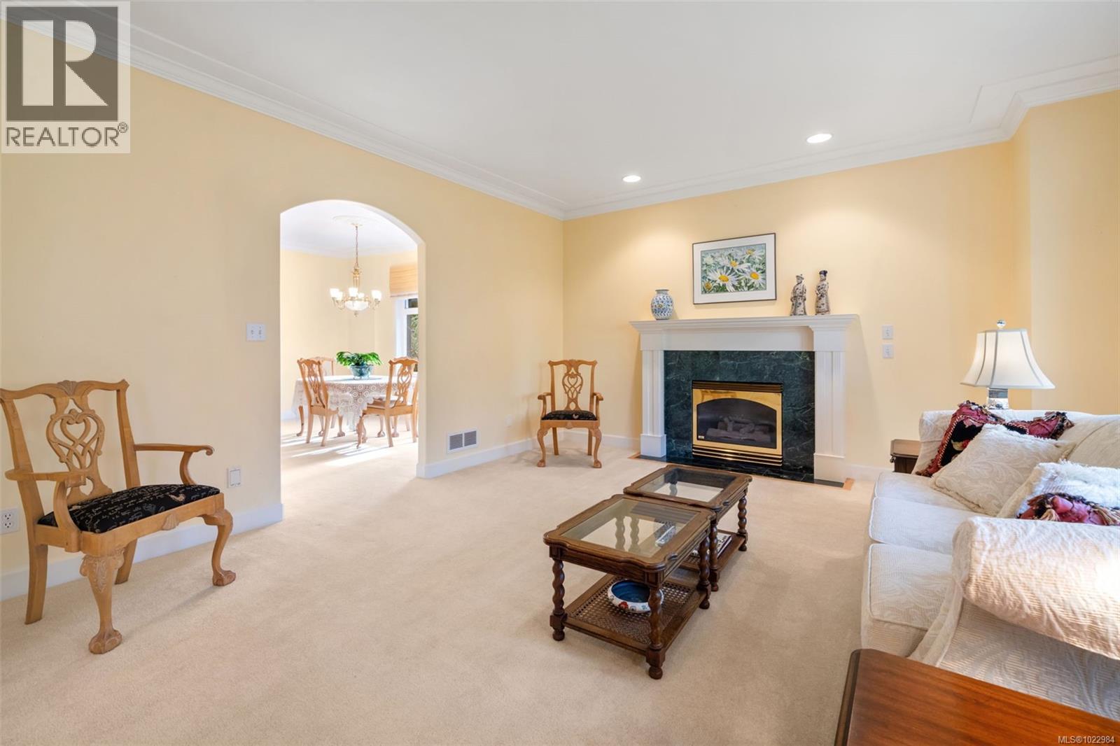 812 Del Monte Lane, Saanich, British Columbia  V8Y 3H2 - Photo 6 - 1022984