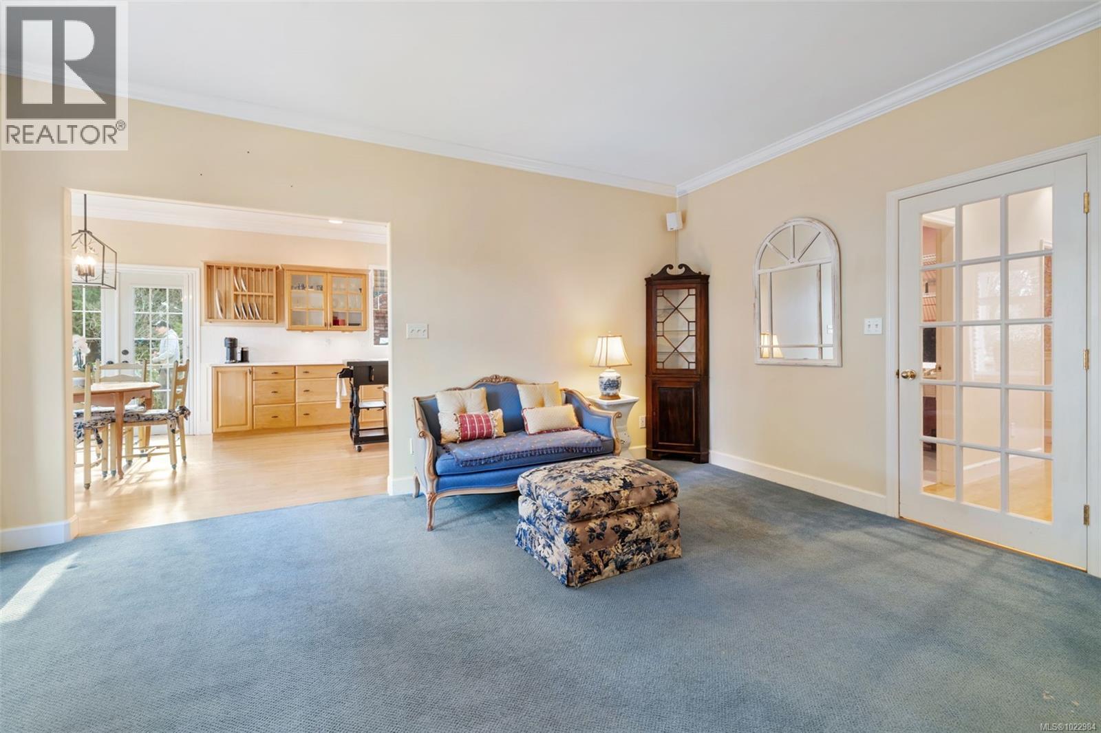 812 Del Monte Lane, Saanich, British Columbia  V8Y 3H2 - Photo 19 - 1022984