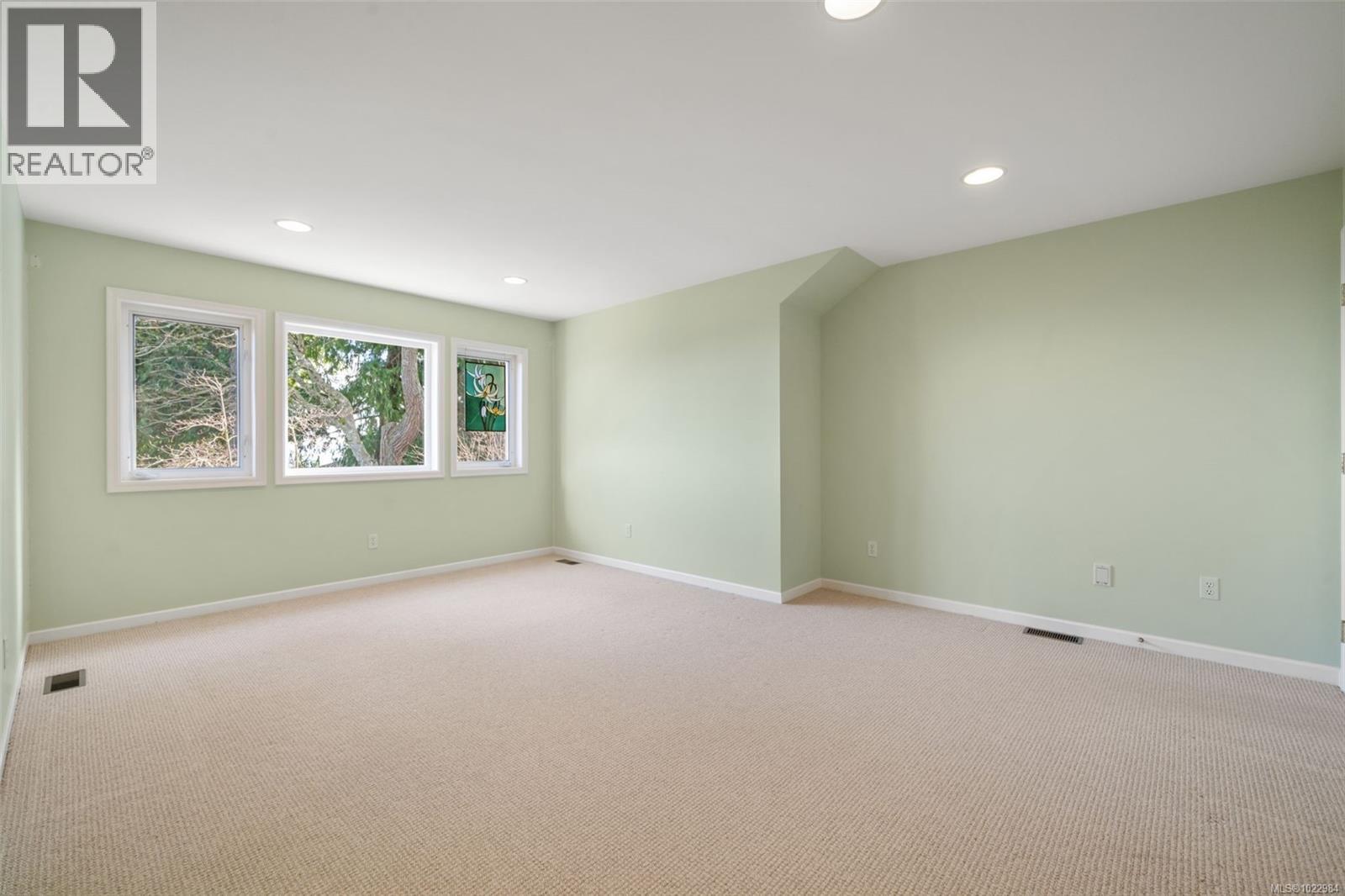 812 Del Monte Lane, Saanich, British Columbia  V8Y 3H2 - Photo 33 - 1022984