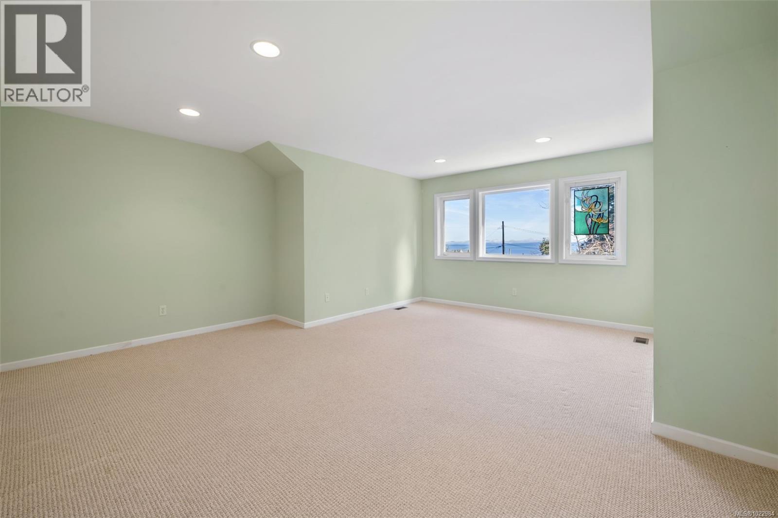 812 Del Monte Lane, Saanich, British Columbia  V8Y 3H2 - Photo 35 - 1022984