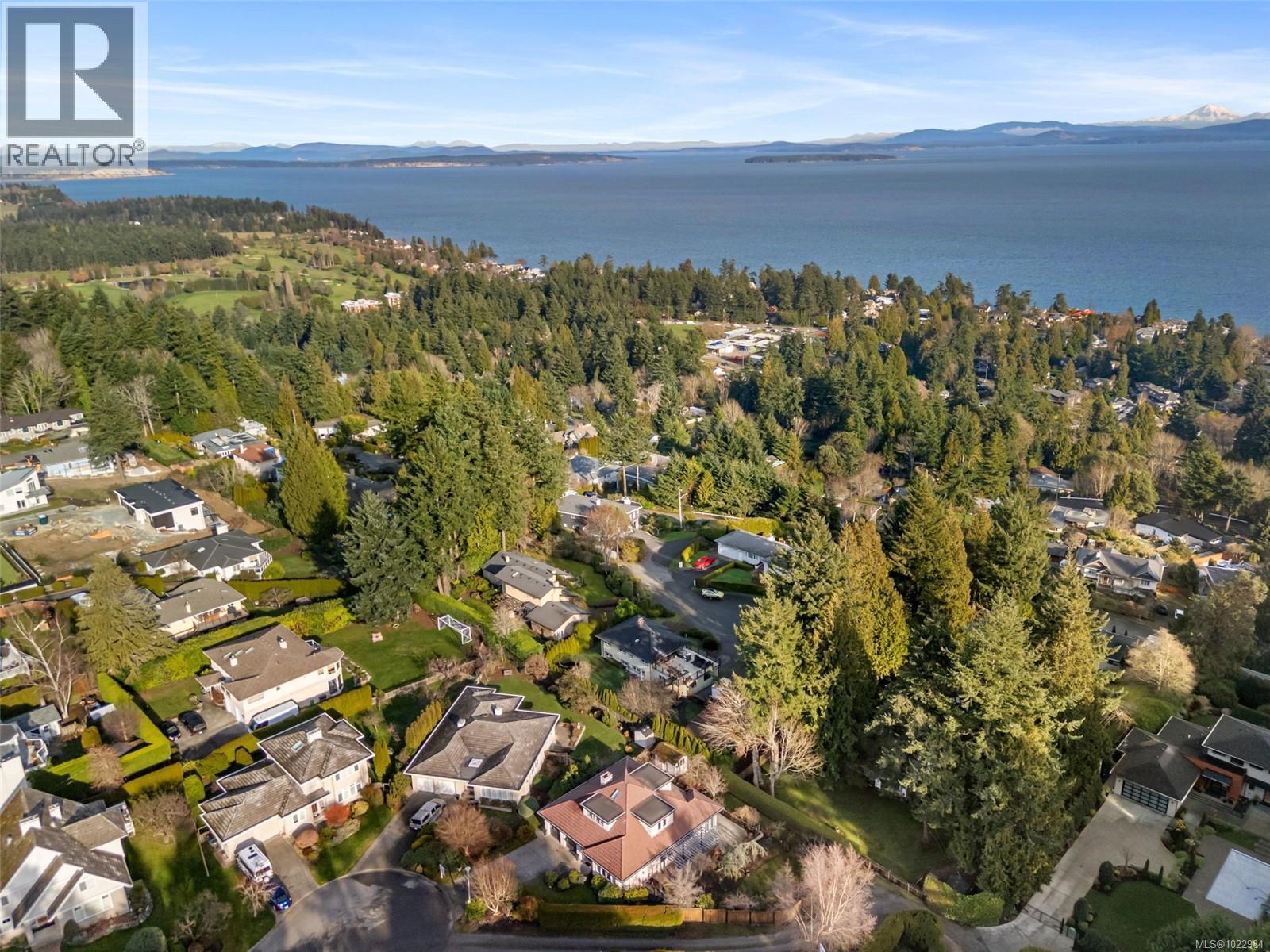 812 Del Monte Lane, Saanich, British Columbia  V8Y 3H2 - Photo 53 - 1022984