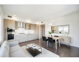 3507 9887 WHALLEY BOULEVARD, Surrey, British Columbia