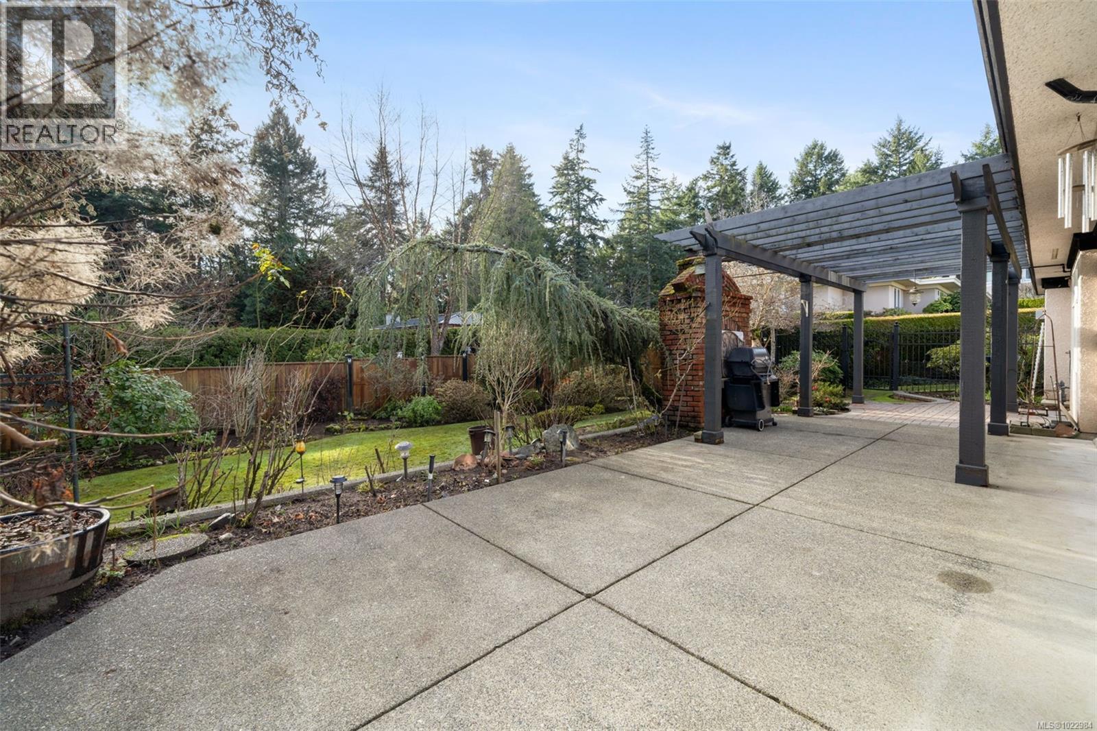 812 Del Monte Lane, Saanich, British Columbia  V8Y 3H2 - Photo 46 - 1022984