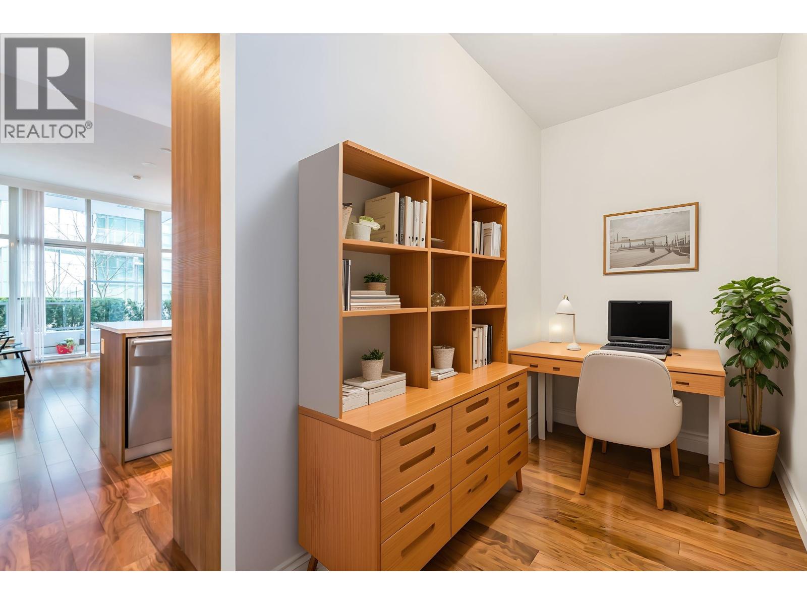 103 185 Victory Ship Way, North Vancouver, British Columbia  V7L 0G2 - Photo 8 - R3081475