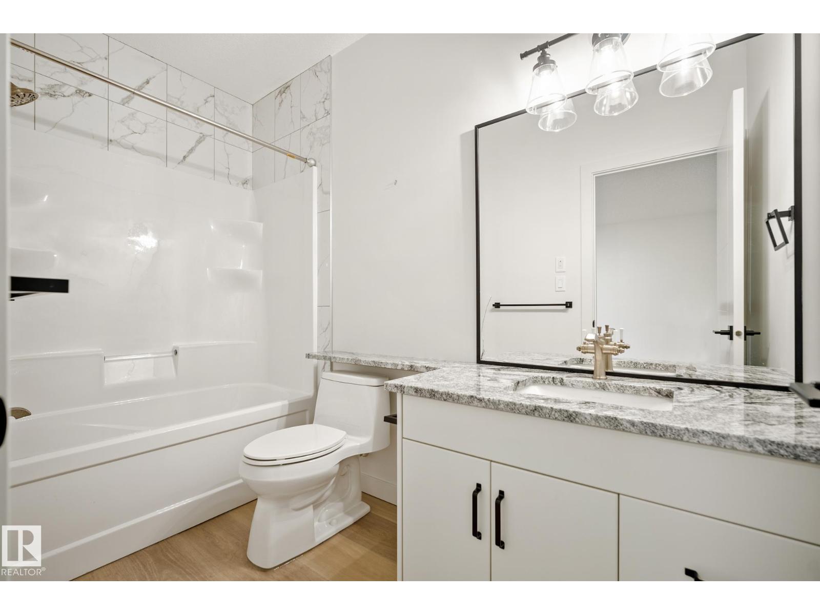 8803 Strathearn Dr Nw, Edmonton, Alberta  T6C 4C8 - Photo 52 - E4469174