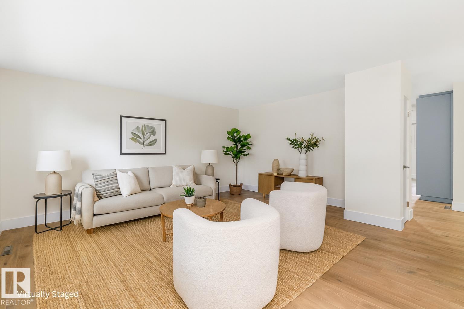 8316 68a St Nw, Edmonton, Alberta  T6B 1T3 - Photo 4 - E4469262