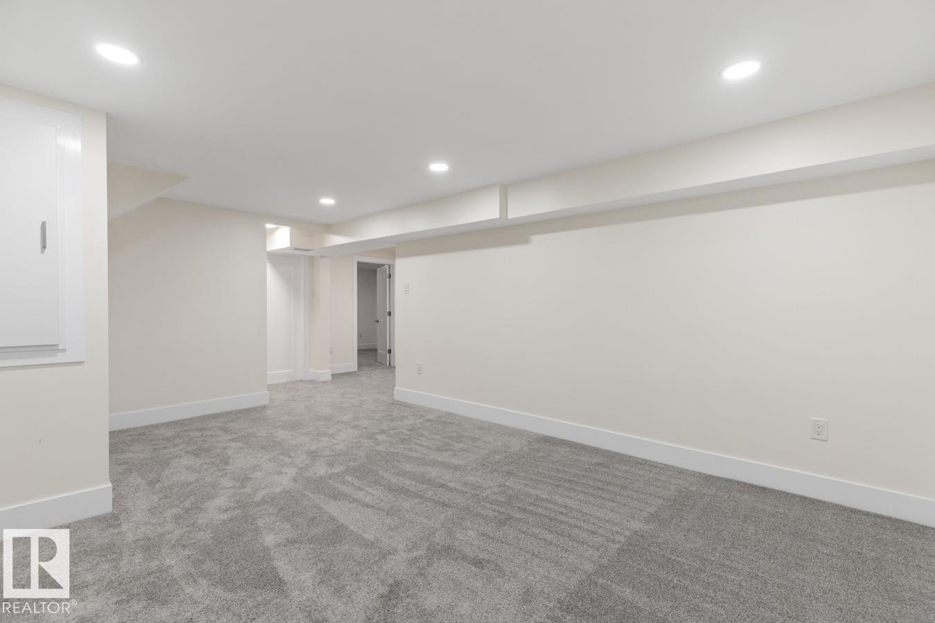 8316 68a St Nw, Edmonton, Alberta  T6B 1T3 - Photo 32 - E4469262