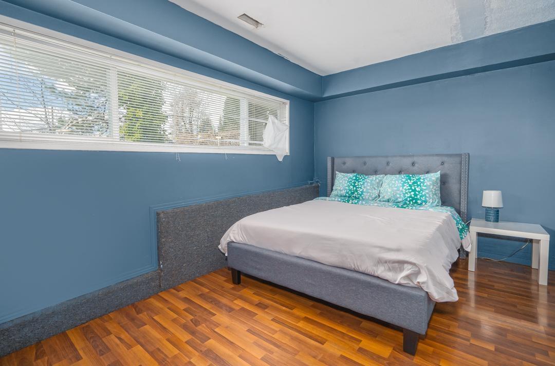 7254 Wren Street, Mission, British Columbia  V2V 5C9 - Photo 3 - R3080160