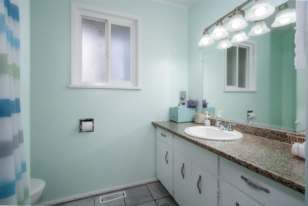 7254 Wren Street, Mission, British Columbia  V2V 5C9 - Photo 6 - R3080160