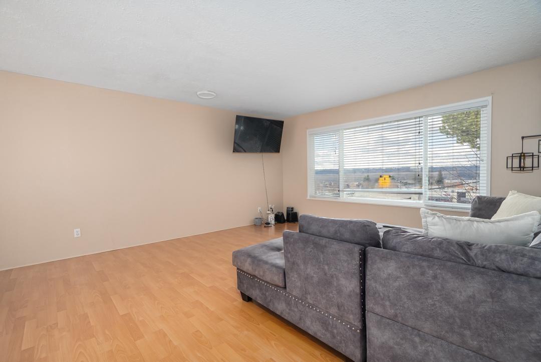 7254 Wren Street, Mission, British Columbia  V2V 5C9 - Photo 2 - R3080160