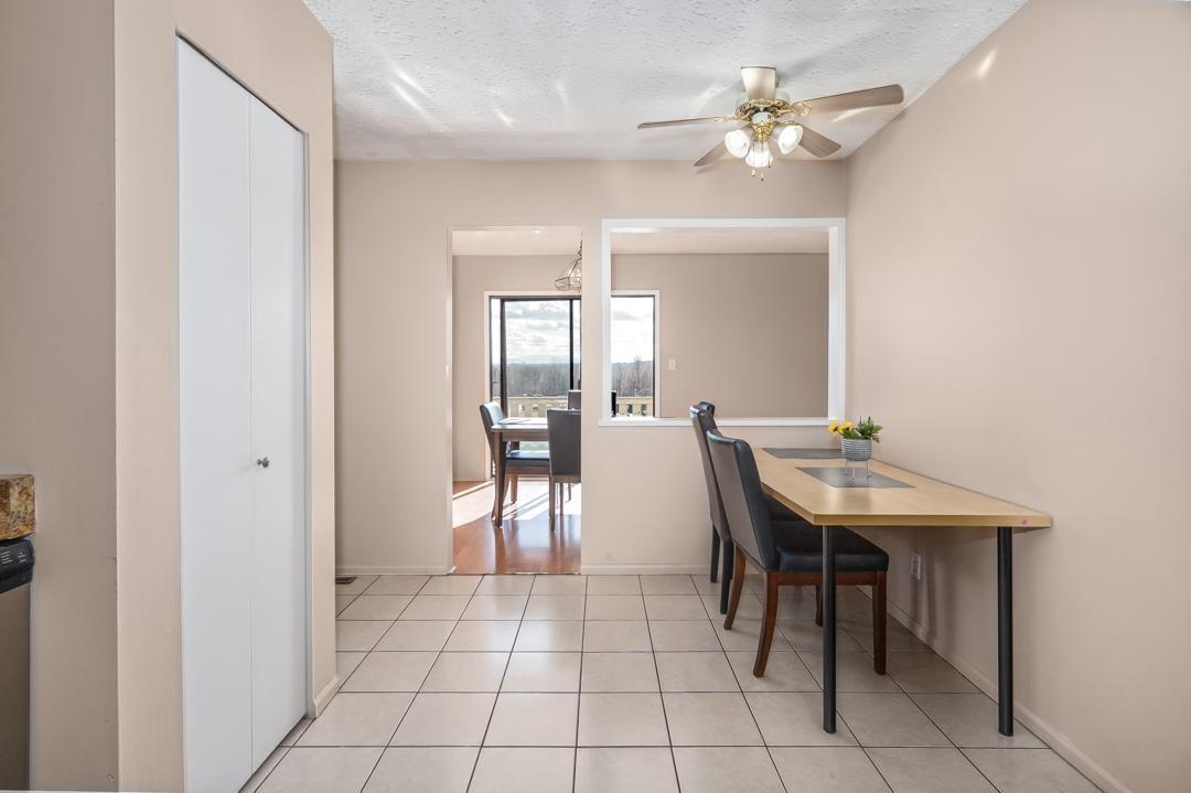 7254 Wren Street, Mission, British Columbia  V2V 5C9 - Photo 11 - R3080160