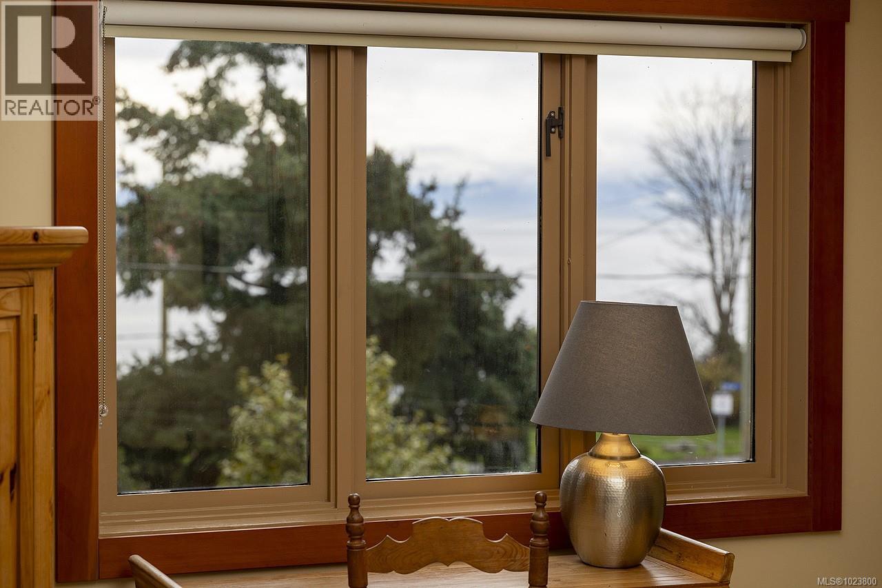 213 Mary St, Victoria, British Columbia  V9A 3V8 - Photo 15 - 1023800