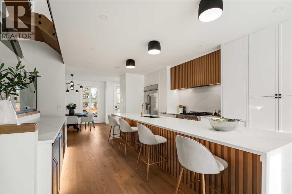 2041 47 Avenue Sw, Calgary, Alberta  T2T 2S7 - Photo 9 - A2279392