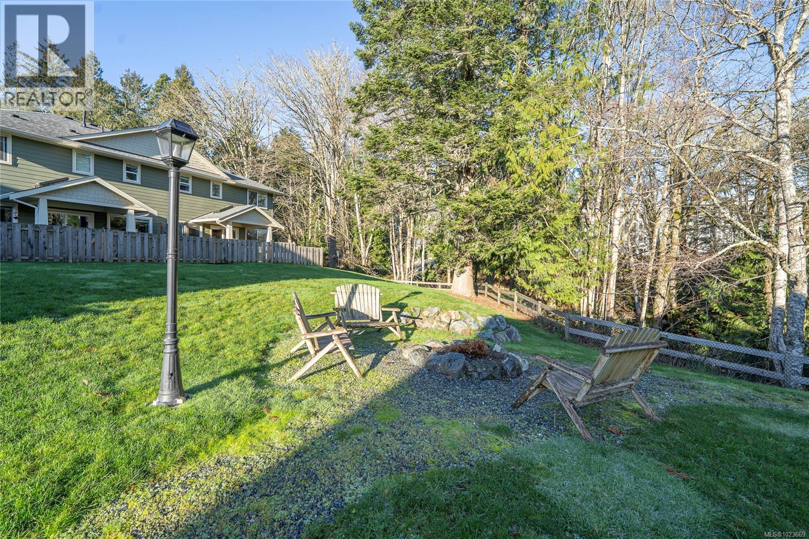 2121 Charters Rd, Sooke, British Columbia  V9Z 0Y9 - Photo 16 - 1023669