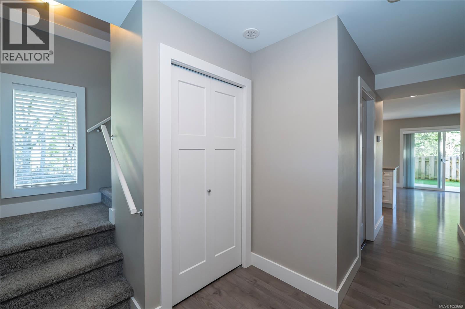 2121 Charters Rd, Sooke, British Columbia  V9Z 0Y9 - Photo 4 - 1023669