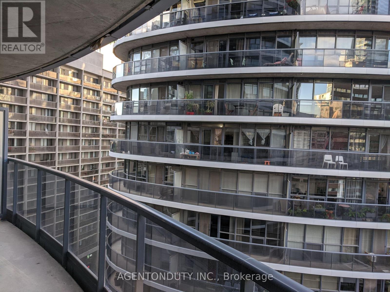 1207 - 21 Carlton Street, Toronto, Ontario  M5B 1L3 - Photo 15 - C12722548