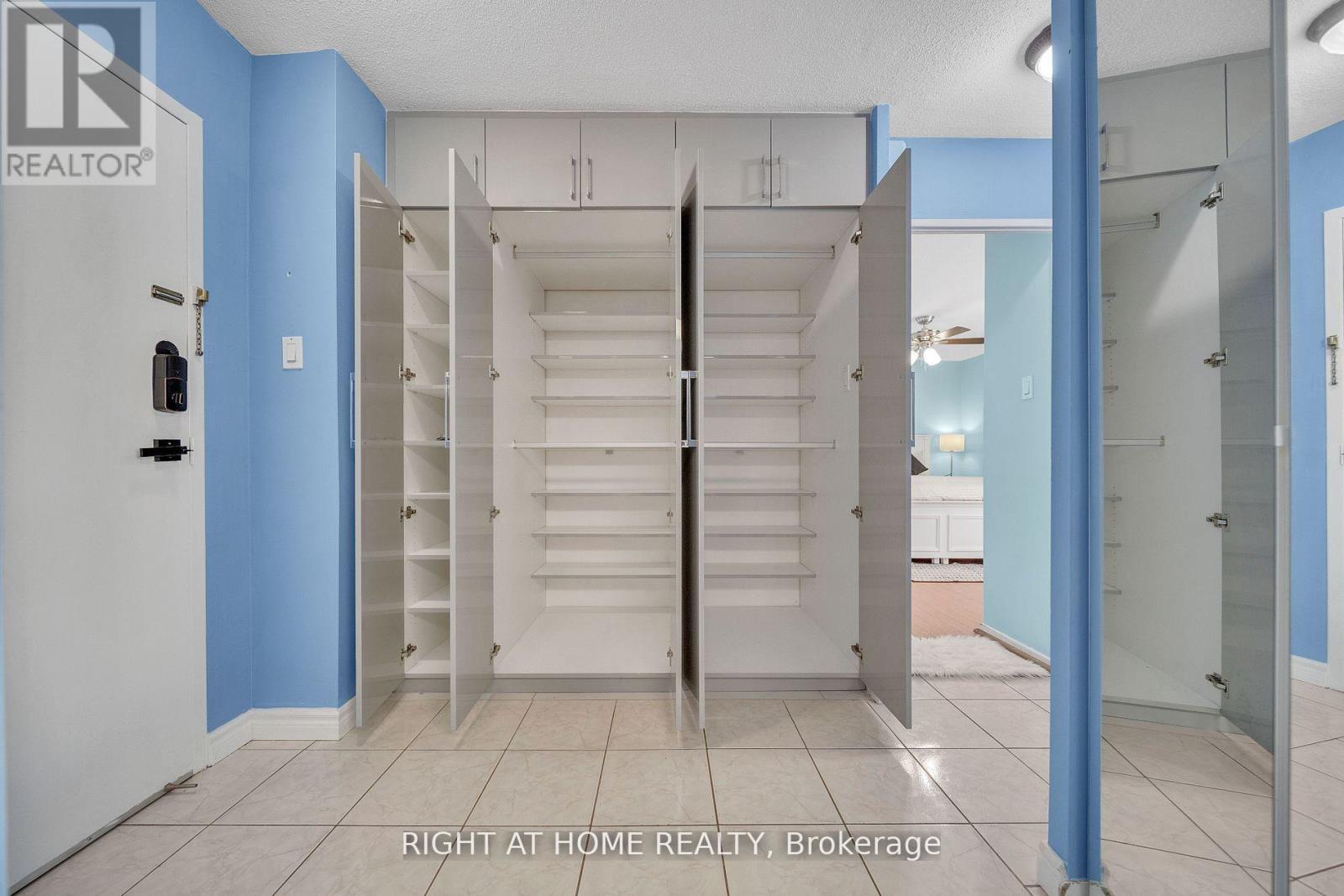 1415 - 260 Seneca Hill Drive, Toronto, Ontario  M2J 4S6 - Photo 24 - C12722564