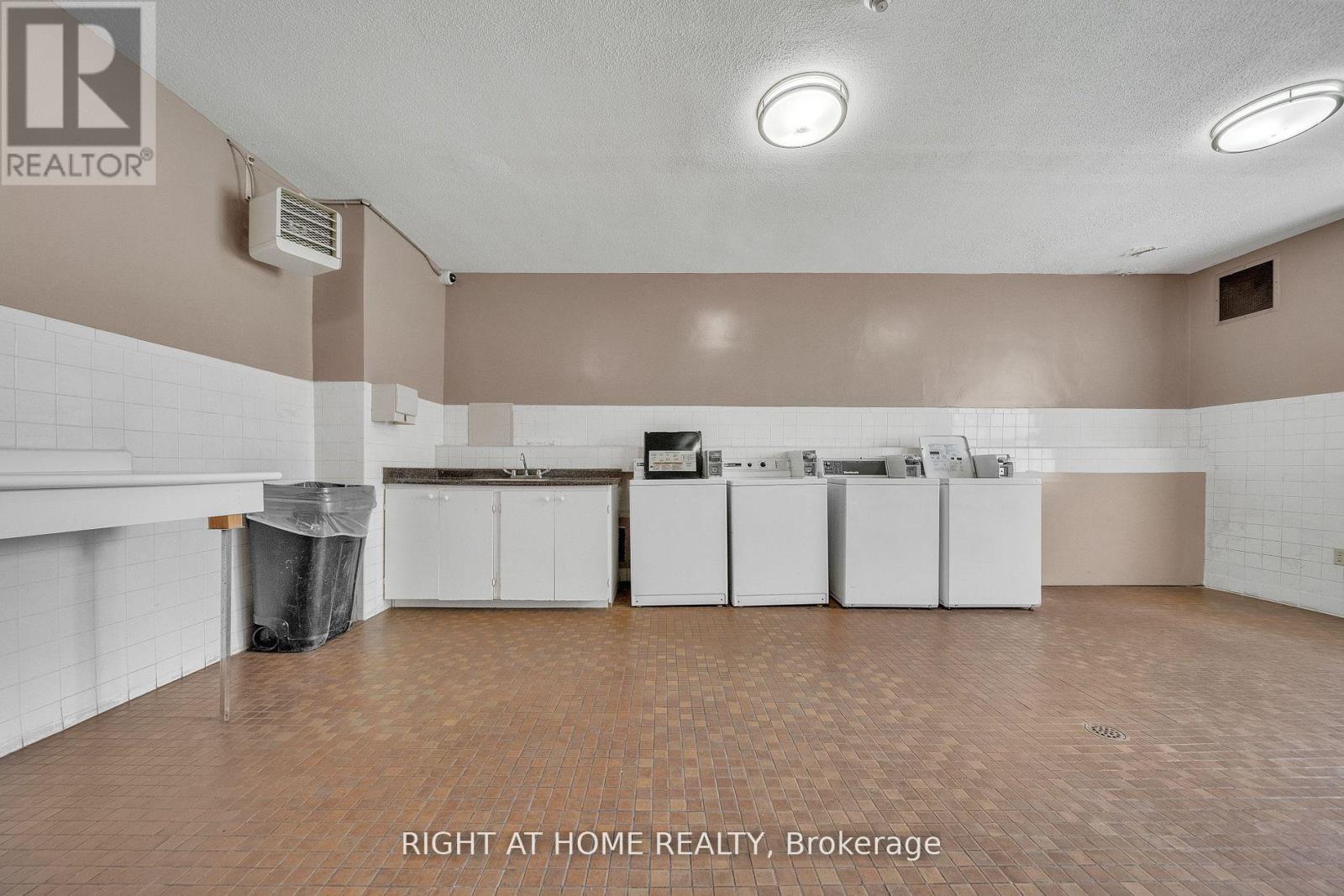 1415 - 260 Seneca Hill Drive, Toronto, Ontario  M2J 4S6 - Photo 33 - C12722564