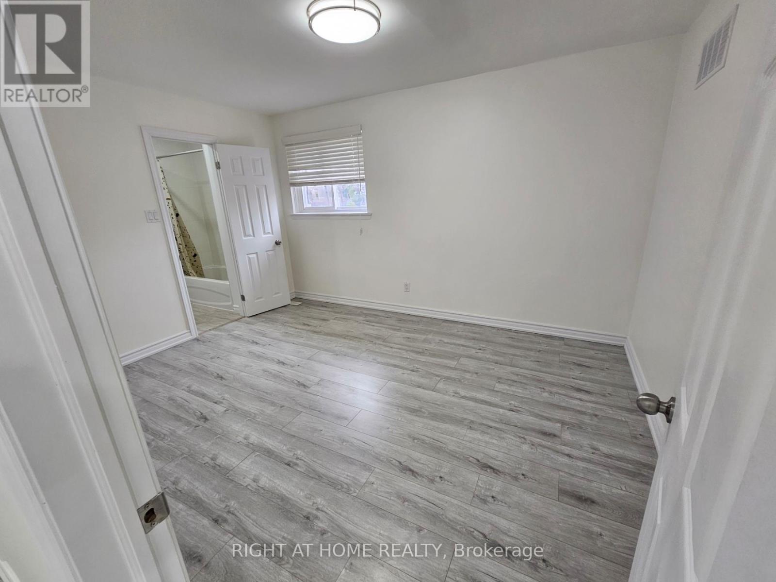 20 Hookwood Drive, Toronto, Ontario  M1S 2P1 - Photo 6 - E12722566