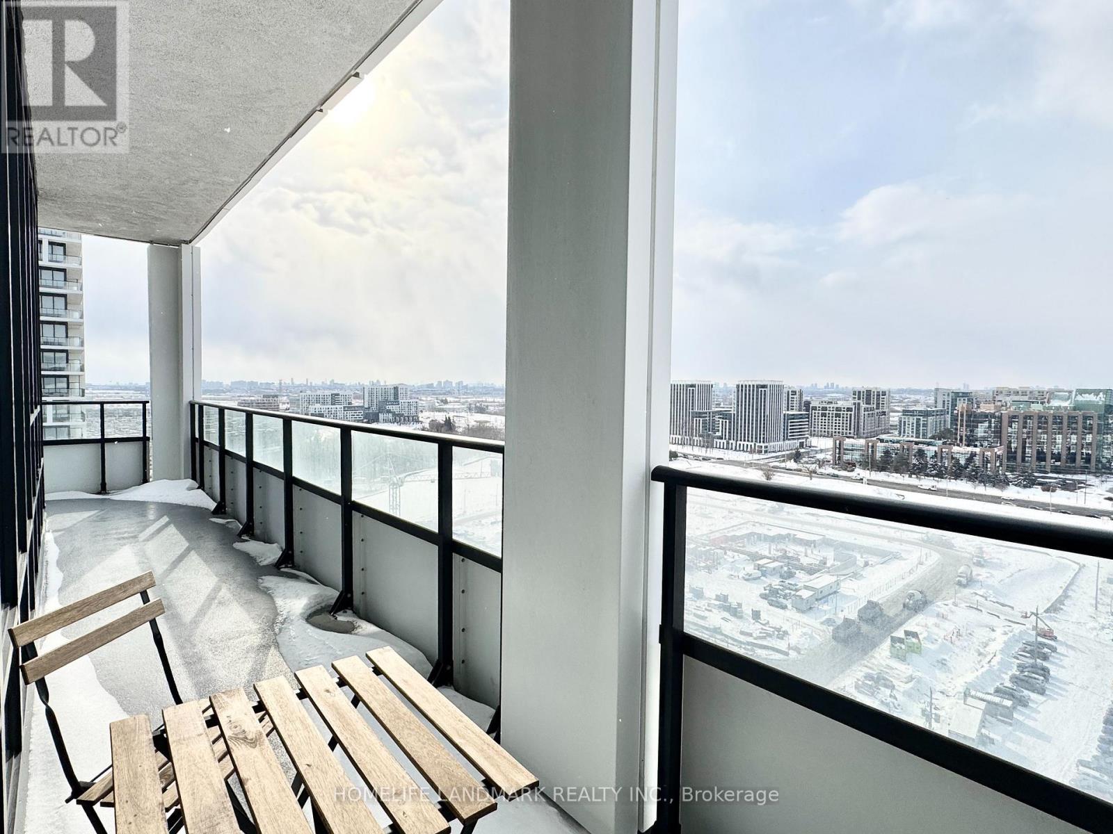 2105 - 38 Water Walk Drive, Markham, Ontario  L3R 6M8 - Photo 18 - N12722578