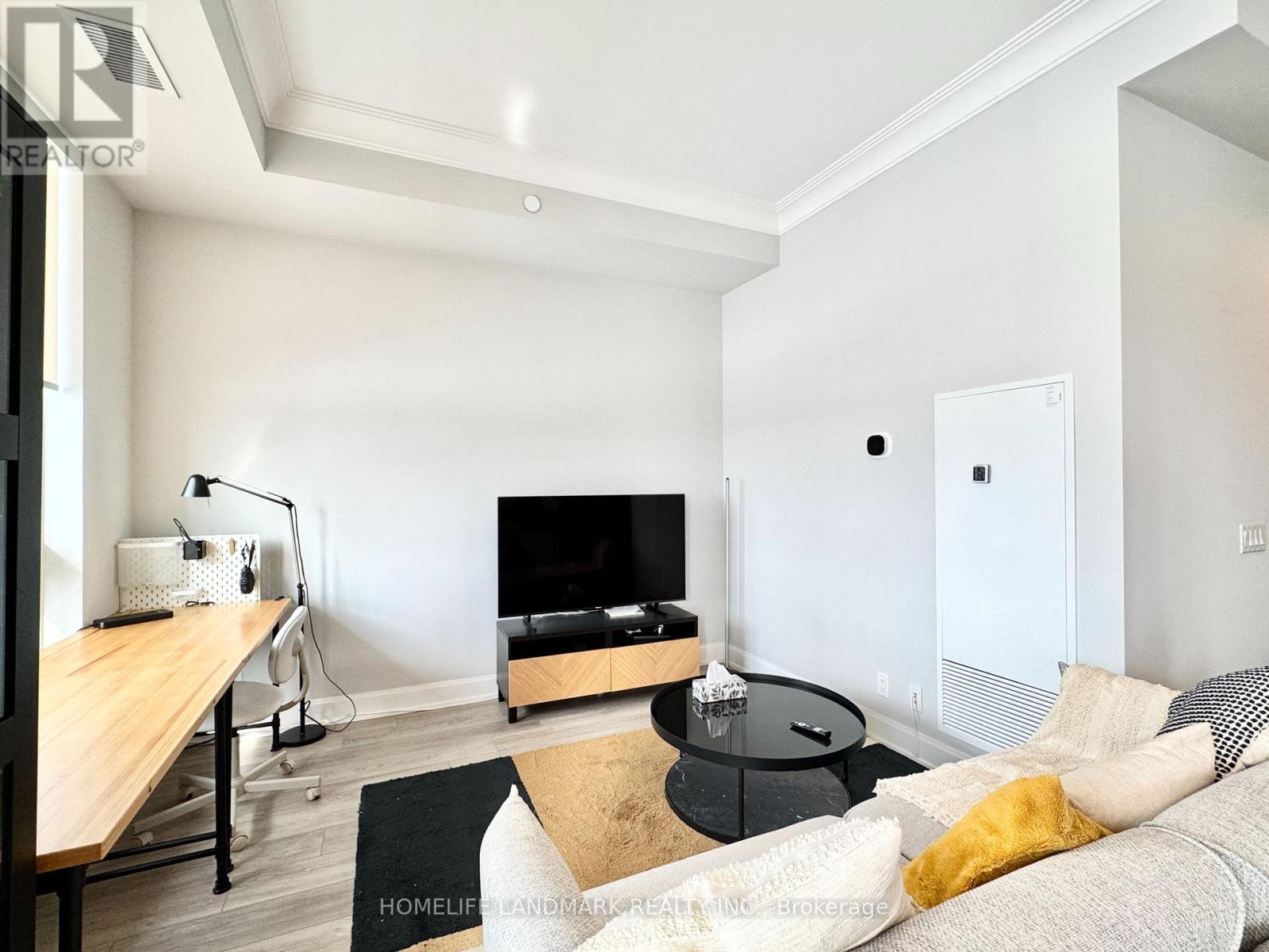 2105 - 38 Water Walk Drive, Markham, Ontario  L3R 6M8 - Photo 19 - N12722578