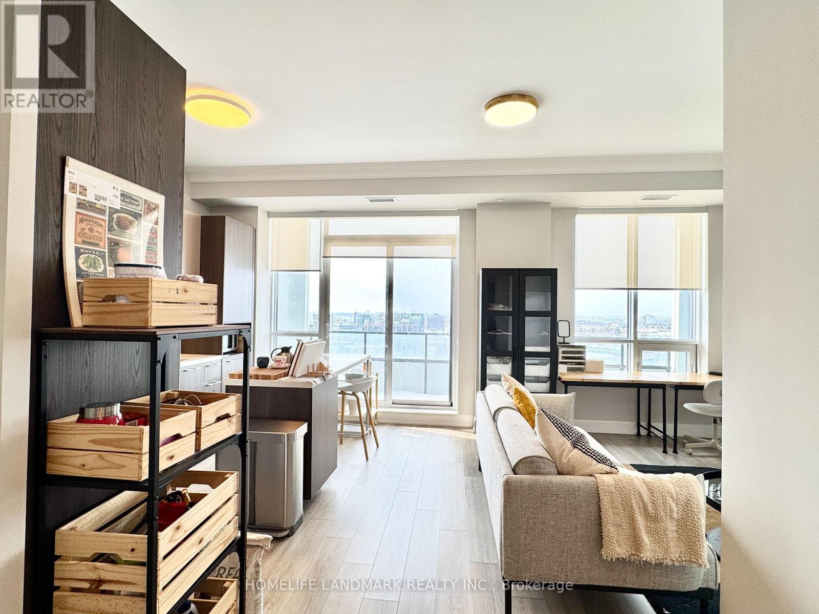 2105 - 38 Water Walk Drive, Markham, Ontario  L3R 6M8 - Photo 26 - N12722578