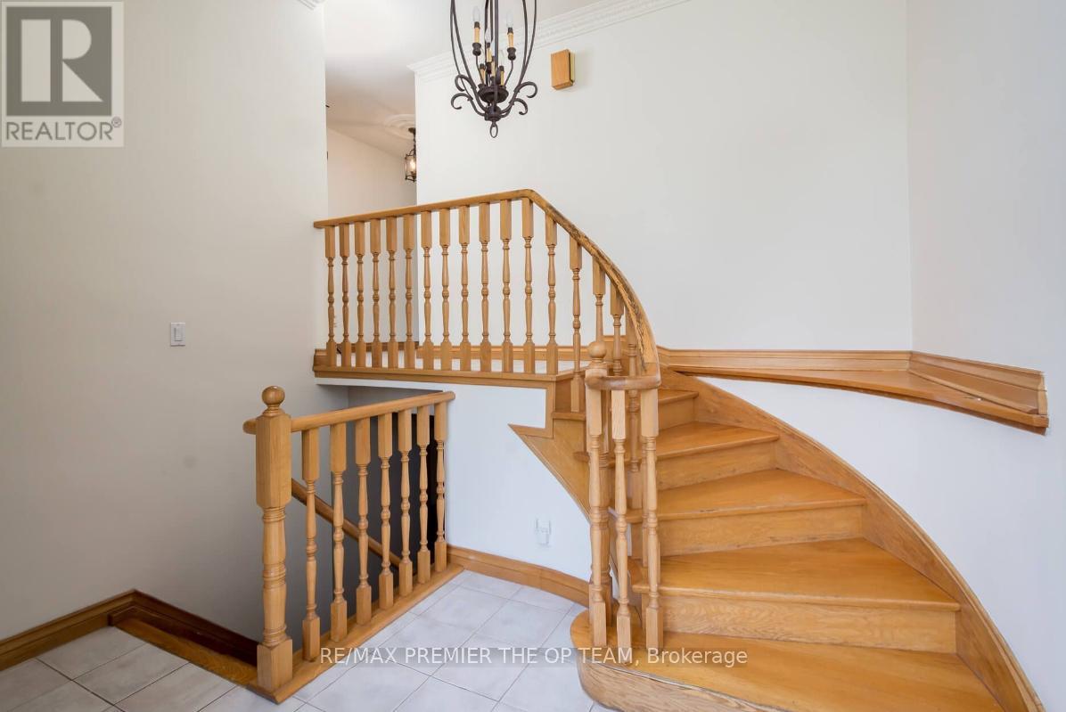 123 Willis Road, Vaughan, Ontario  L4L 2S4 - Photo 5 - N12722600