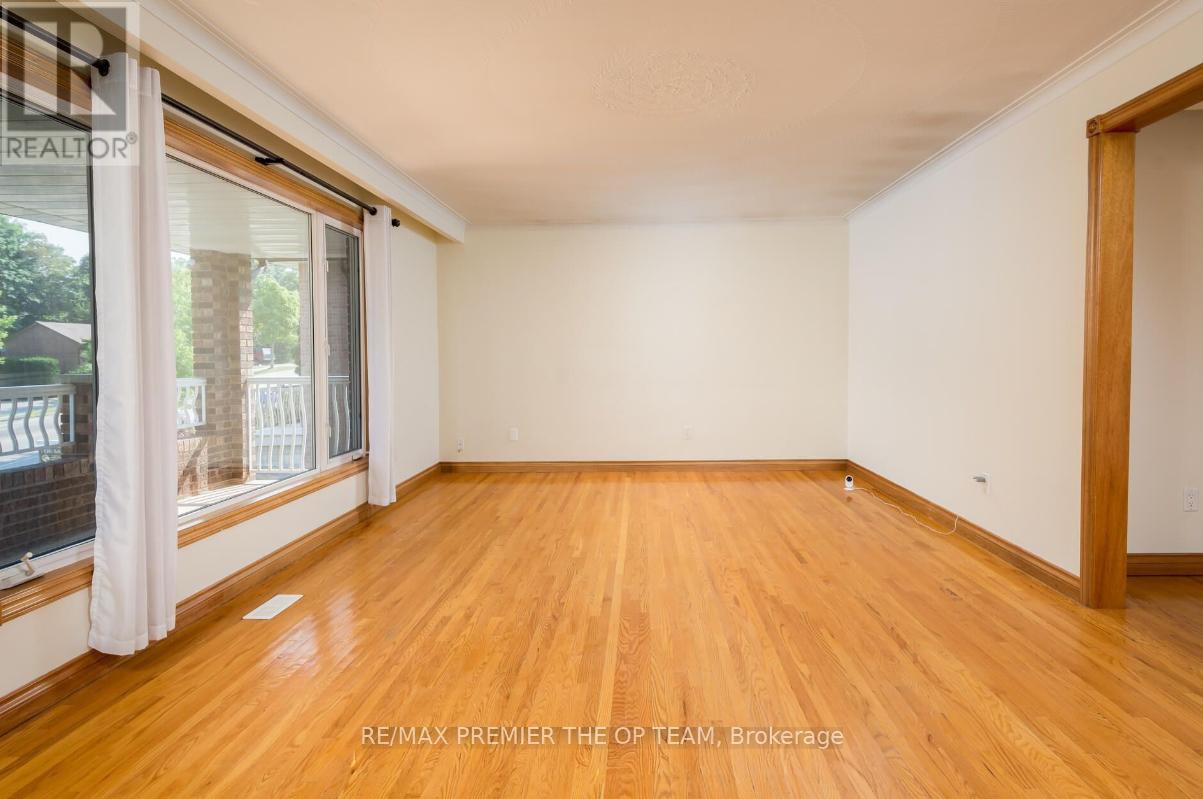 123 Willis Road, Vaughan, Ontario  L4L 2S4 - Photo 6 - N12722600