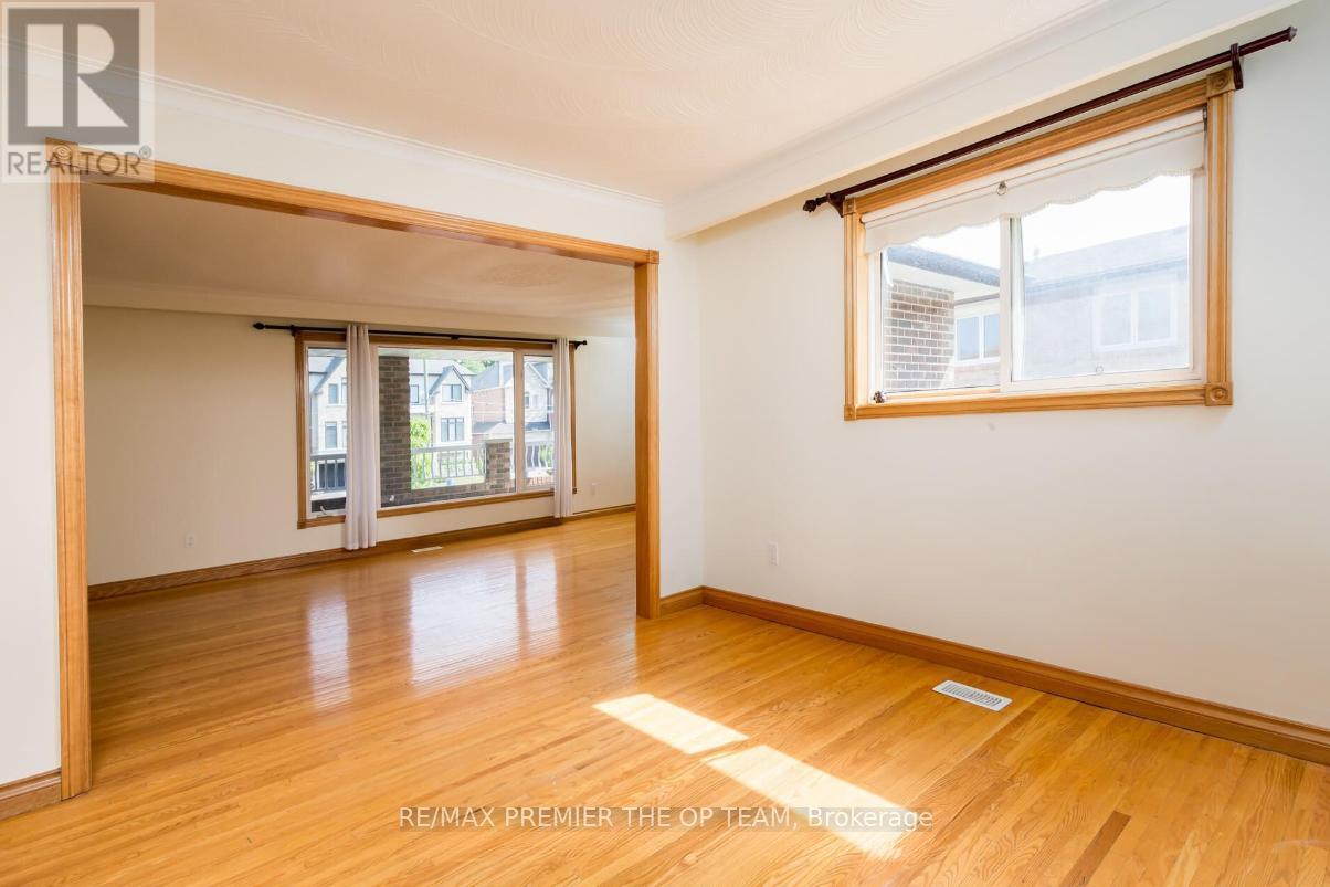 123 Willis Road, Vaughan, Ontario  L4L 2S4 - Photo 9 - N12722600