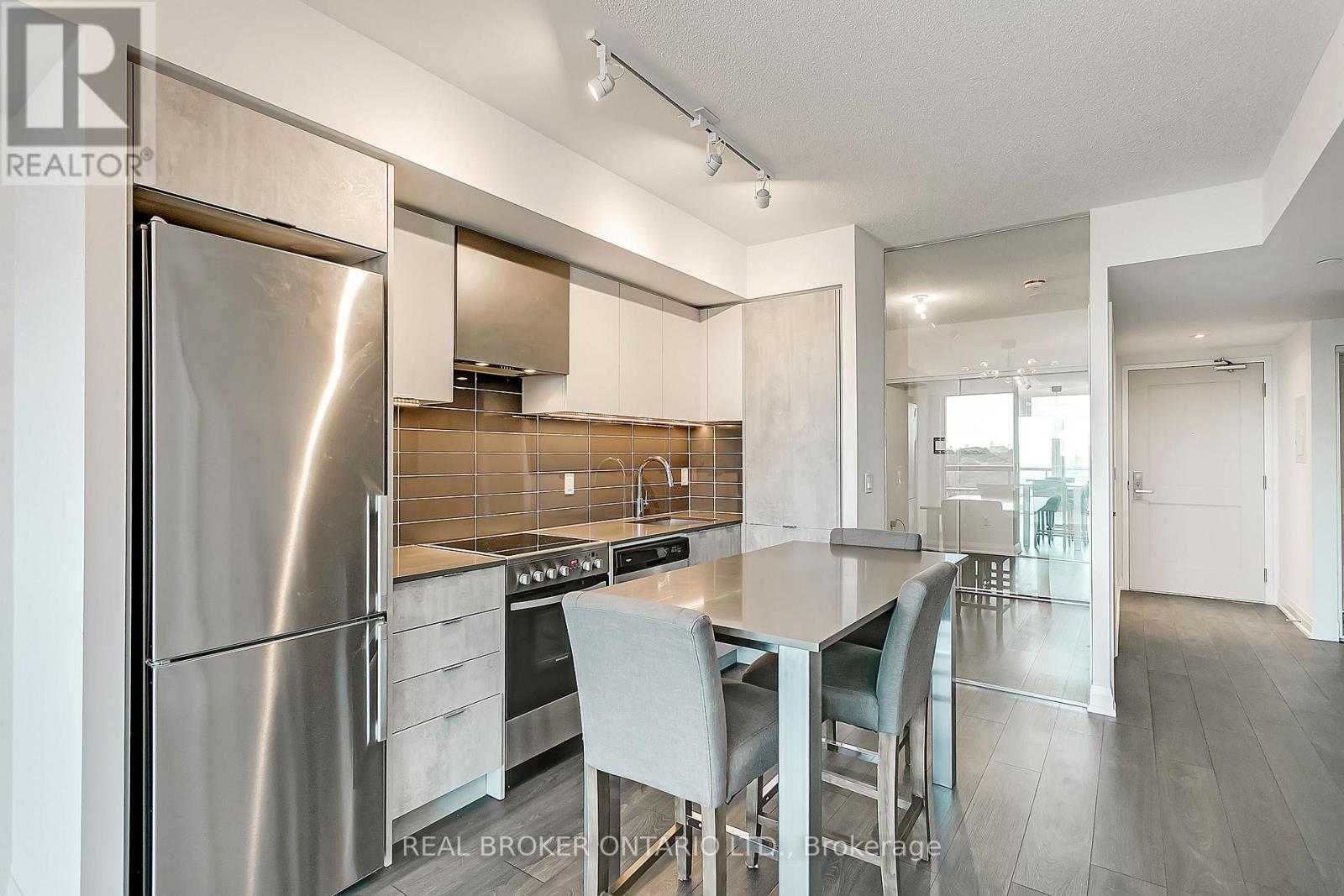 832 - 26 Gibbs Road, Toronto, Ontario  M9B 0E3 - Photo 15 - W12722550