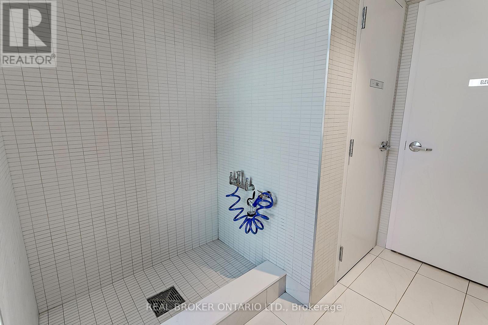 832 - 26 Gibbs Road, Toronto, Ontario  M9B 0E3 - Photo 26 - W12722550