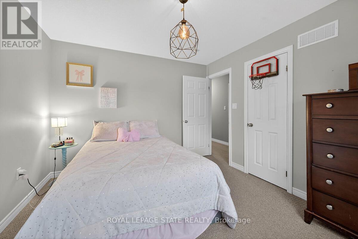 71 Jessica Street, Hamilton, Ontario  L8E 4A3 - Photo 39 - X12722576