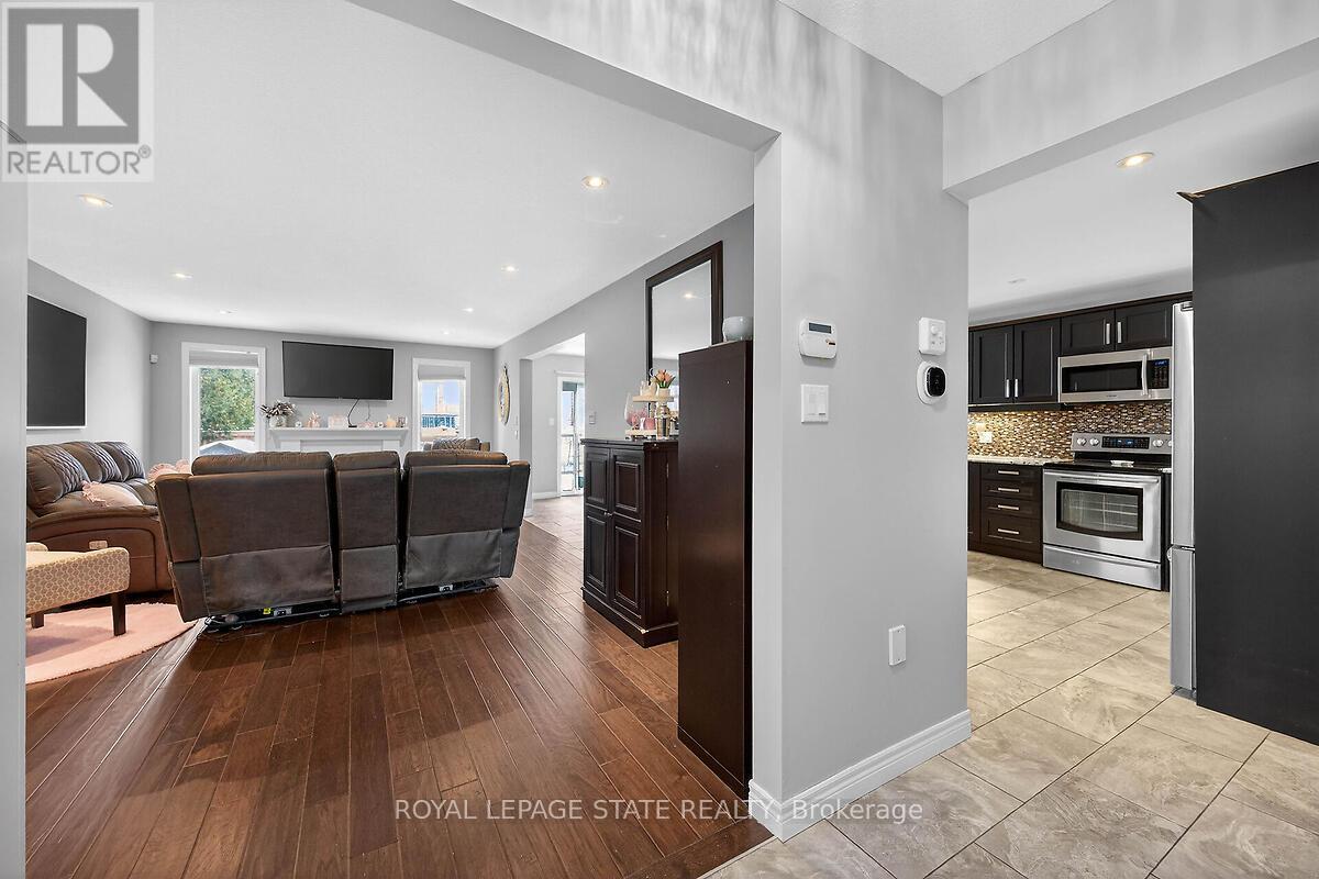 71 Jessica Street, Hamilton, Ontario  L8E 4A3 - Photo 6 - X12722576