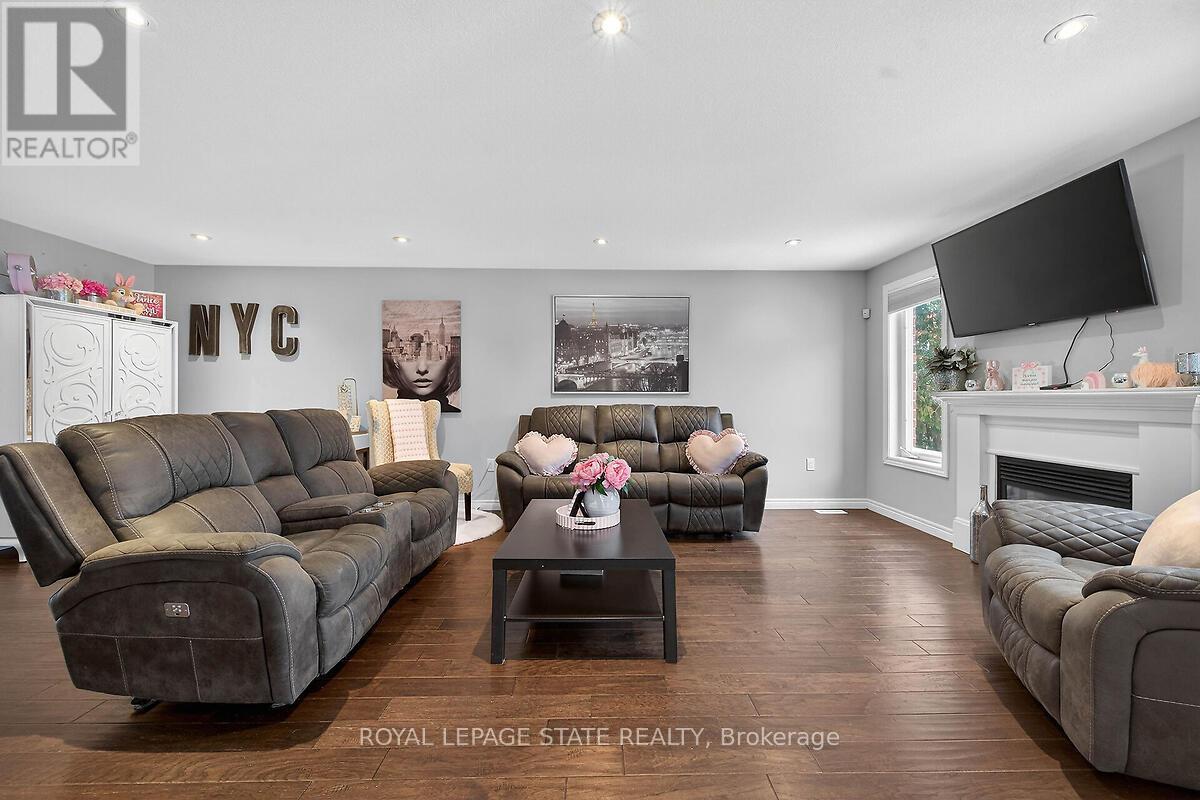 71 Jessica Street, Hamilton, Ontario  L8E 4A3 - Photo 9 - X12722576