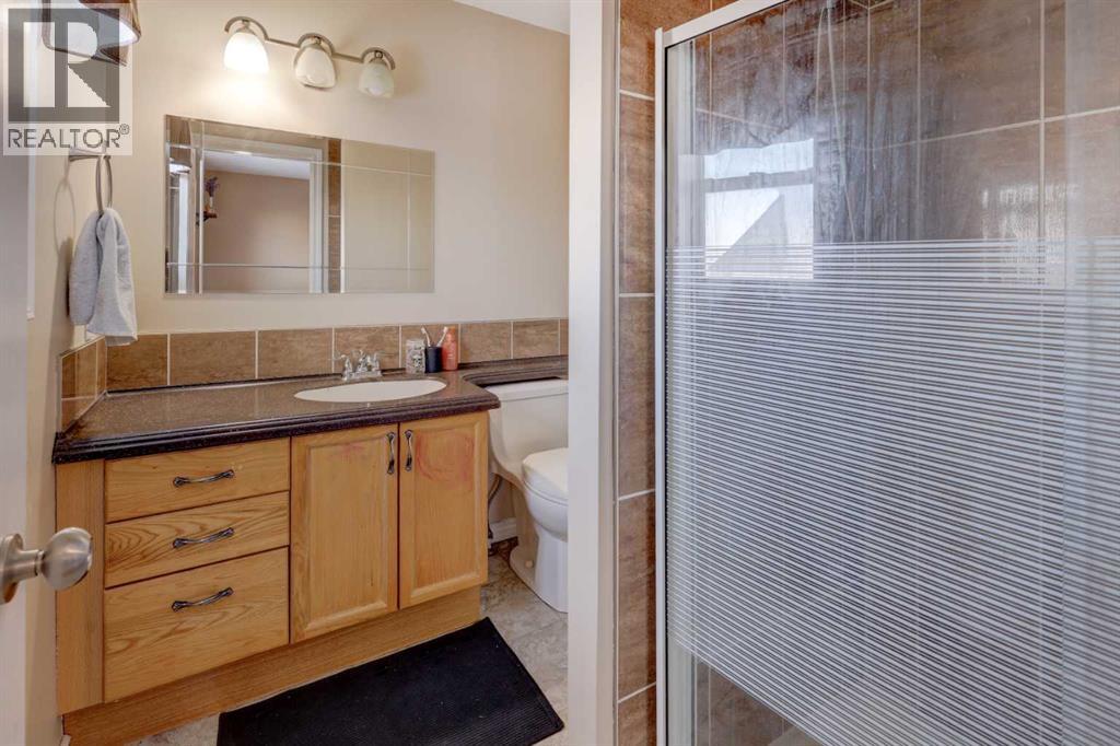 207 Strathaven Bay, Strathmore, Alberta  T1P 1N4 - Photo 12 - A2276840