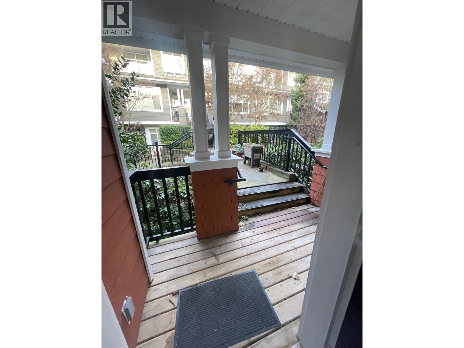 58 6878 Southpoint Drive, Burnaby, British Columbia  V3N 5E4 - Photo 3 - R3081307