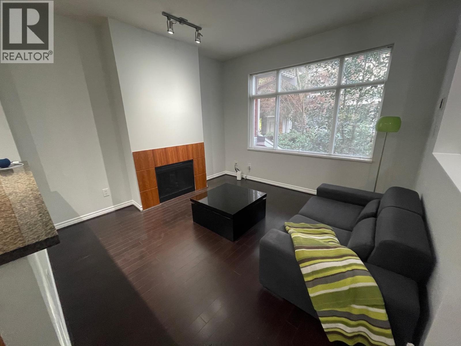 58 6878 Southpoint Drive, Burnaby, British Columbia  V3N 5E4 - Photo 6 - R3081307