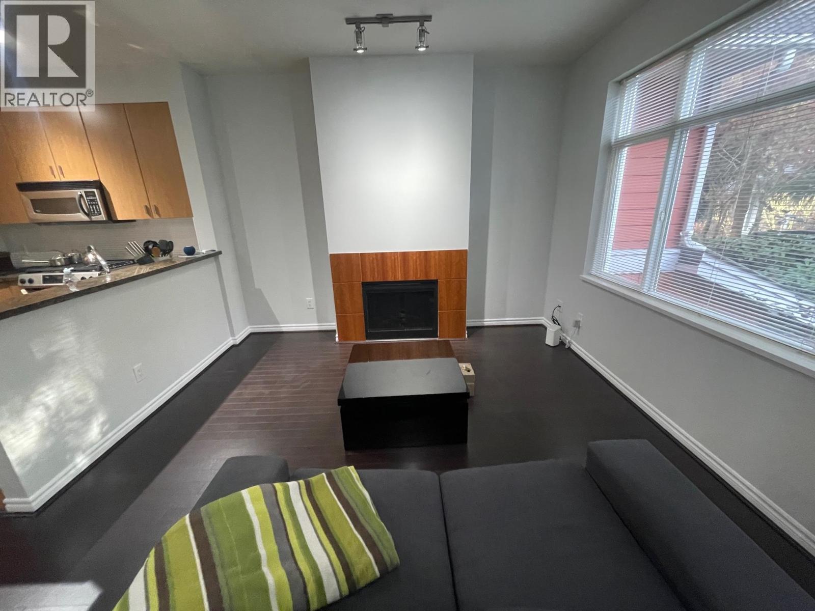 58 6878 Southpoint Drive, Burnaby, British Columbia  V3N 5E4 - Photo 7 - R3081307