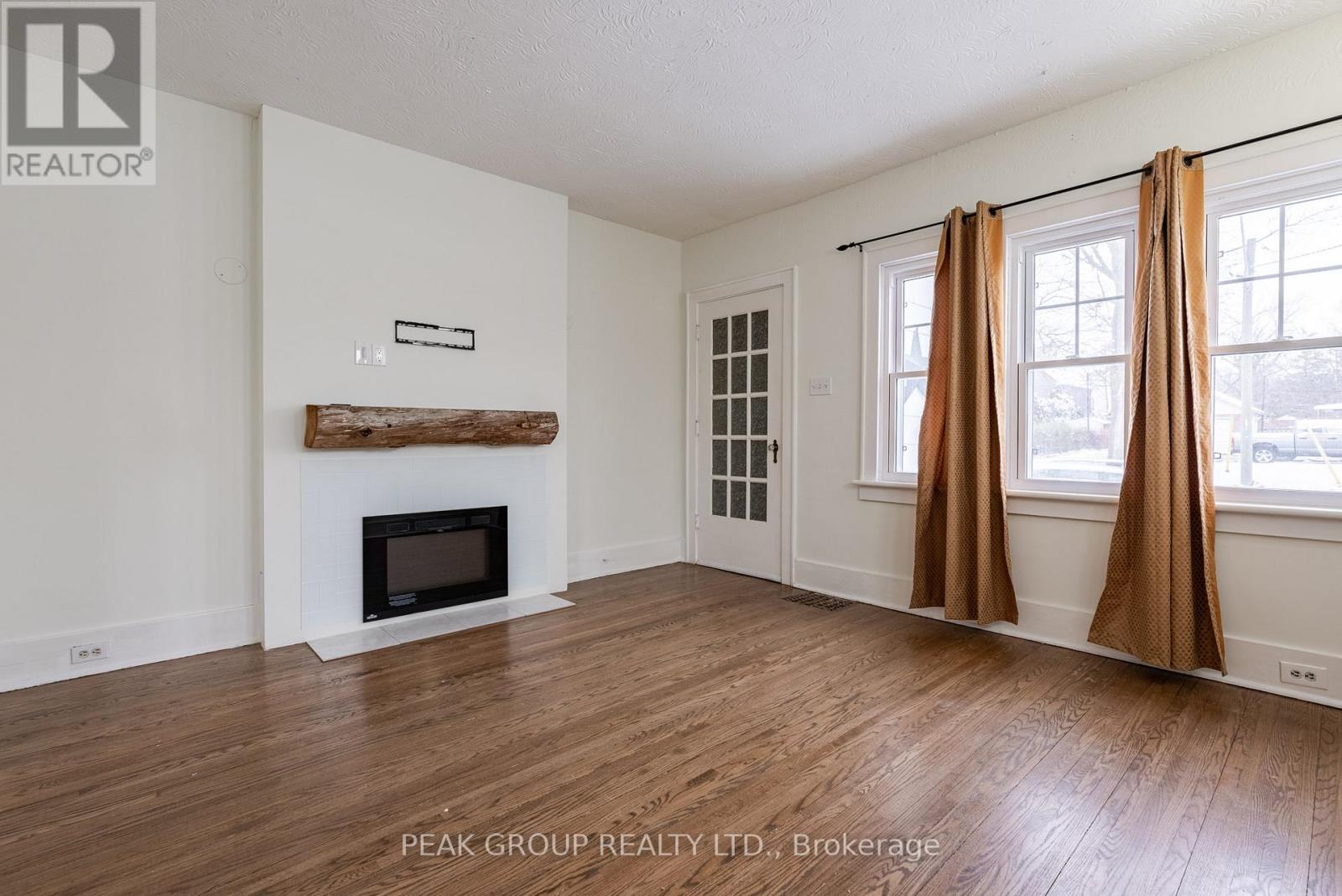 65 Elgin Street E, Welland, Ontario  L3C 4S4 - Photo 5 - X12722656