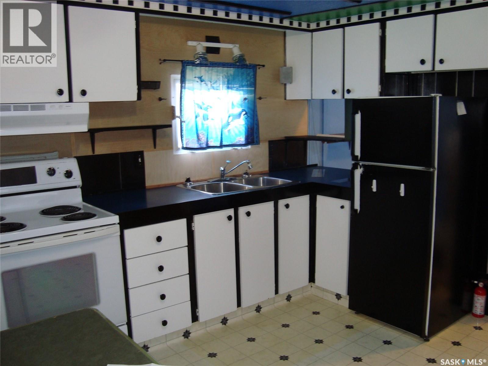 14 701 11th Avenue Nw, Swift Current, Saskatchewan  S9H 4M5 - Photo 2 - SK024548